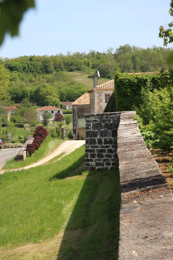 Touvre Chateau Manoir De La Leche المظهر الخارجي الصورة